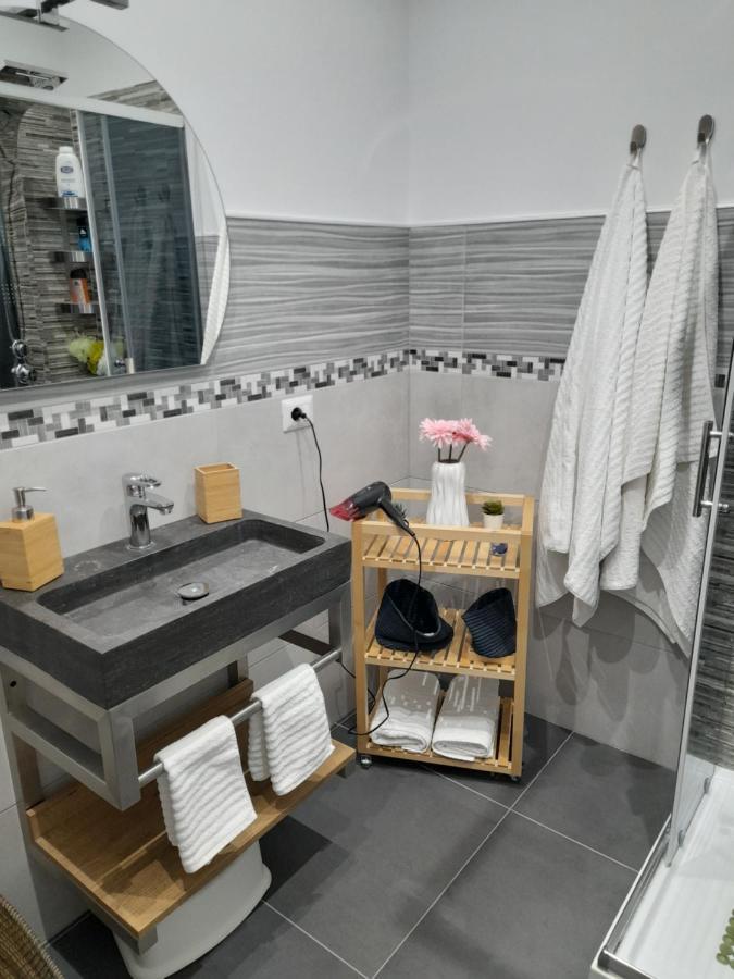Maison Ane Marie 아볼라 외부 사진